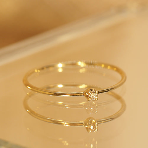 Diamond Dot Ultrathin Ring