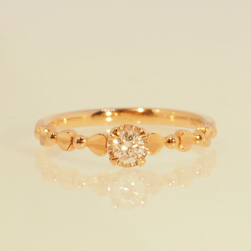 The Diamond Heart Chain Ring