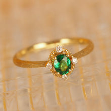 Load image into Gallery viewer, Tsavorite Oval Martha Ring