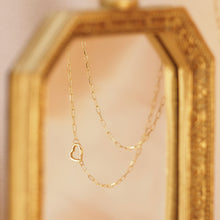 Load image into Gallery viewer, Golden Heart Buckle Link Chain Necklace