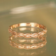 Load image into Gallery viewer, Brown Diamond Interwined Ring