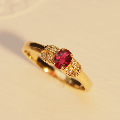Songea Ruby Vintage Bow Ring