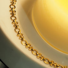 Load image into Gallery viewer, Golden Iris Bracelet