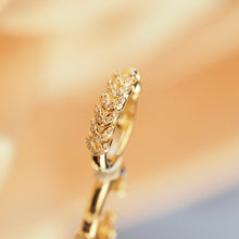 Load image into Gallery viewer, Diamond Fishbone Ear Cuff