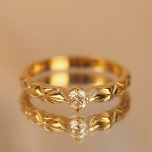 Load image into Gallery viewer, The Starry Diamond Golden Cushion Ring