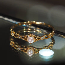 Load image into Gallery viewer, Pearl and Diamond Bubbles Ring