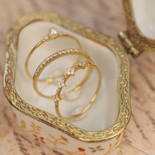 Load image into Gallery viewer, Diamond Clover Chain Ring
