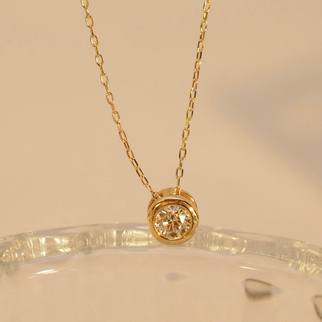 Bezel Diamond Necklace