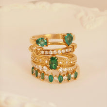 Load image into Gallery viewer, Emerald Pear Ring