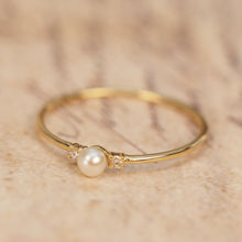 Load image into Gallery viewer, Pearl Twin Diamond Ring