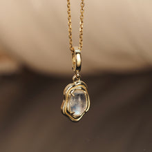 Load image into Gallery viewer, Moonstone Pendant (Removable Clasp)