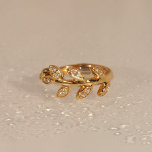 Golden Leaves Ear Cuff