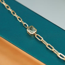 Load image into Gallery viewer, Bezel Green Sapphire Link Chain Bracelet