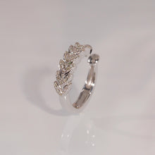 Load image into Gallery viewer, Diamond Fishbone Ear Cuff