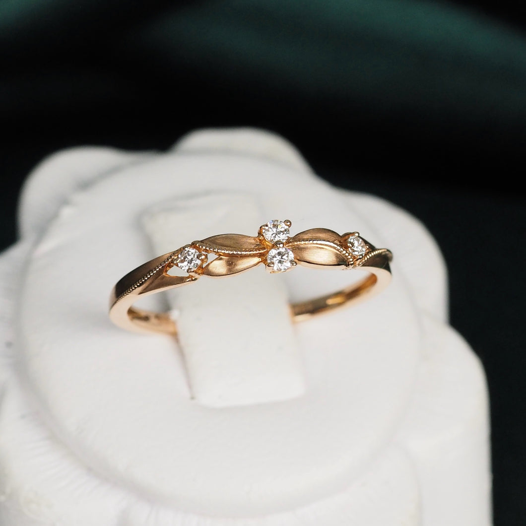 The Diamond Petal Ring in Roseate