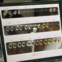 Load image into Gallery viewer, IRIZA Classic Hoops