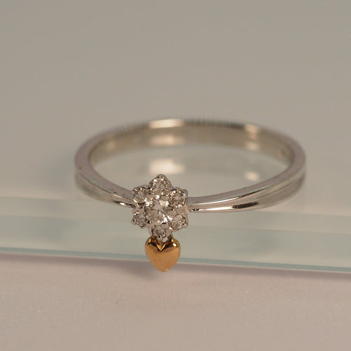 The Sakura with Golden Heart Ring