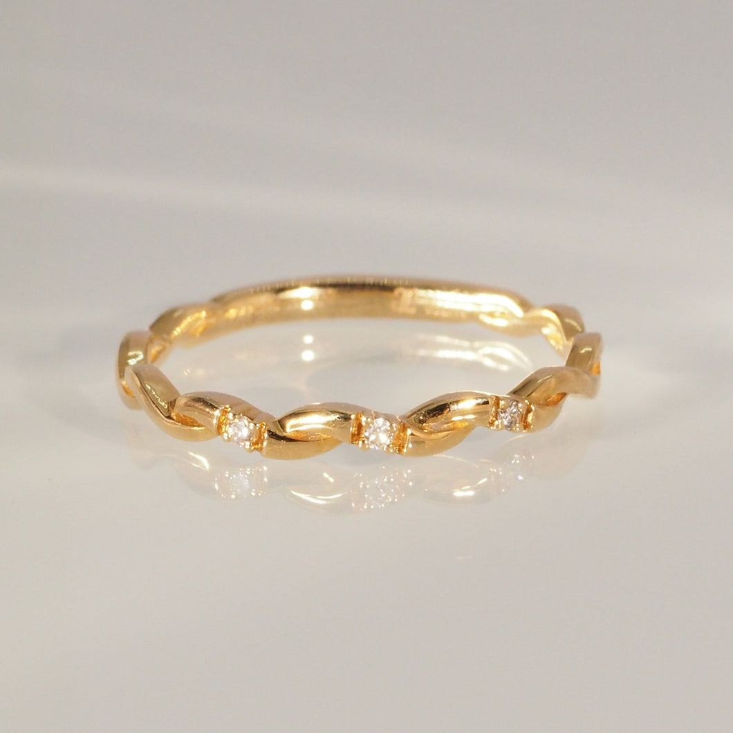The Trio Diamond Twist Ring