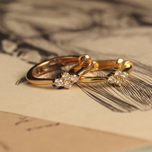 Load image into Gallery viewer, Diamond Diamond Ear Cuff
