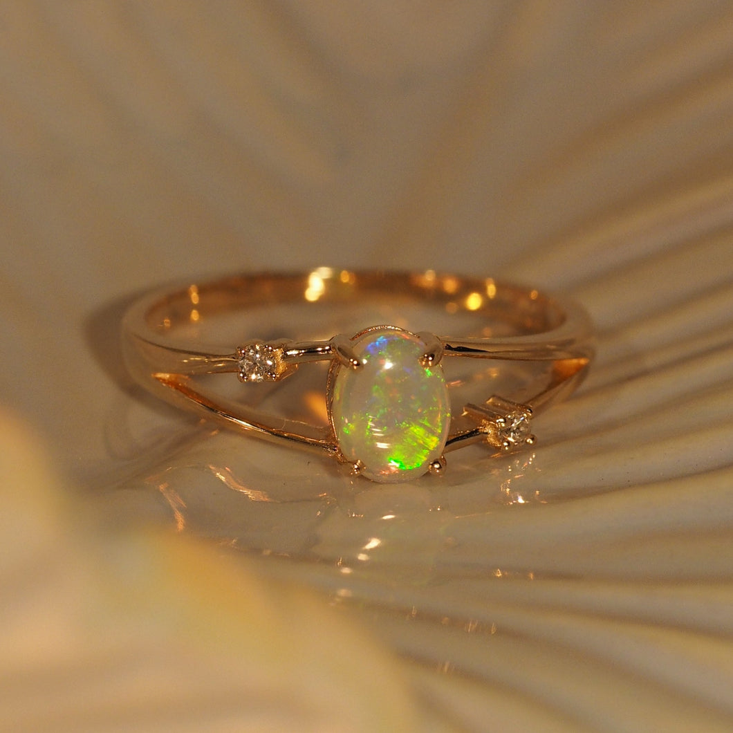 Opal Ring Double
