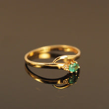 Load image into Gallery viewer, The Emerald Lock Ring