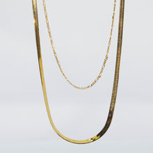 Load image into Gallery viewer, Flat Snakebone Necklace